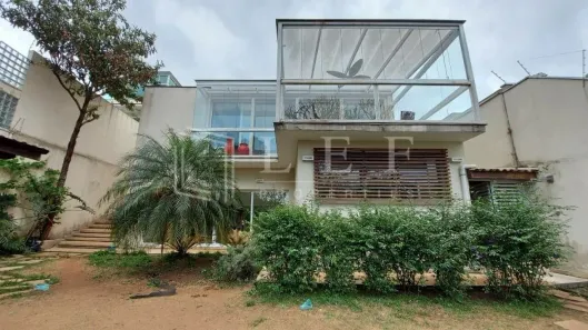 Casa com 4 Quartos à venda, 400m² no Pacaembu, São Paulo