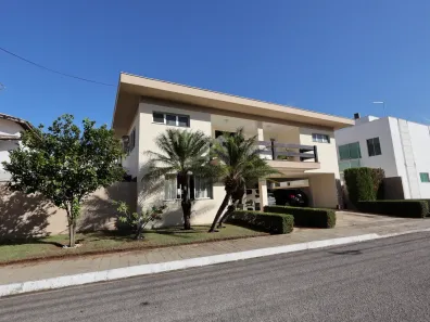 Casa de Condomínio com 4 Quartos à venda, 447m² no Candelária, Natal
