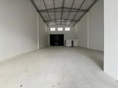 Galpão/Depósito/Armazém para alugar, 780m² no Santa Terezinha, Santo André