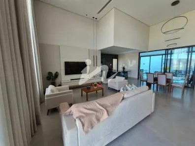 Casa com 3 Quartos à venda, 220m² no Laranjeiras, Uberlândia