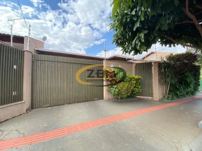 Casa com 4 Quartos à venda, 181m² no Califórnia, Londrina