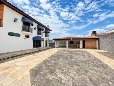 Imóvel Comercial com 3 Quartos para alugar, 400m² no Jardim Santa Rosália, Sorocaba