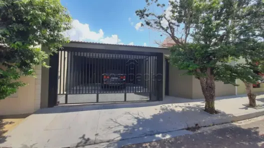 Casa com 3 Quartos à venda, 140m² no Jardim Astúrias, São José do Rio Preto