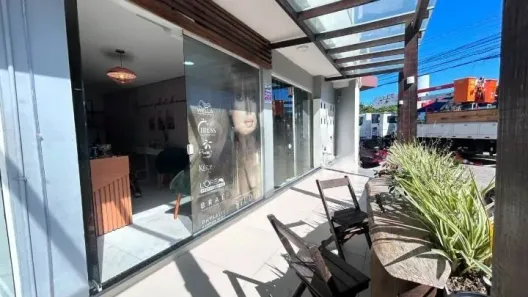 Sala Comercial para alugar, 55m² no Campeche, Florianópolis