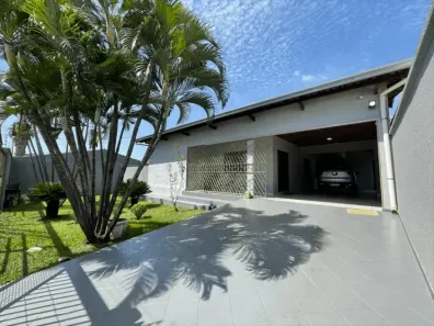 Casa com 5 Quartos à venda, 350m² no Jardim Presidente, Goiânia