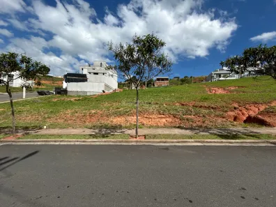 Lote/Terreno à venda, 326m² no Salvaterra, Juiz de Fora
