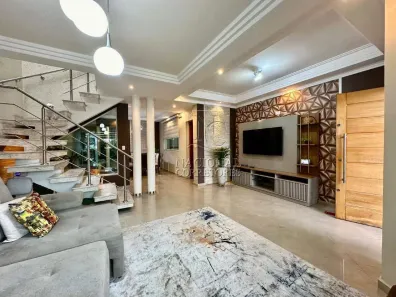 Sobrado com 4 Quartos à venda, 212m² no Vila Curuçá, Santo André