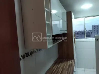 Apartamento com 3 Quartos para alugar, 80m² no Centro, Londrina