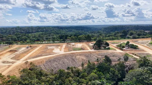 Lote/Terreno à venda, 200m² no Lago Azul, Manaus