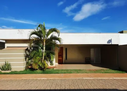 Casa de Condomínio com 3 Quartos à venda, 114m² no Jardim Leblon, Campo Grande