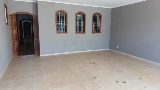 Casa com 4 Quartos para alugar, 360m² no Centro, Bauru