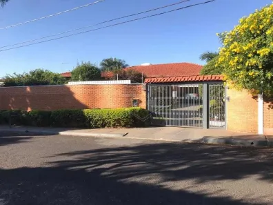 Casa com 3 Quartos à venda, 276m² no Jardim Santa Angelina, Araraquara