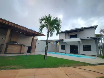 Casa com 4 Quartos para alugar, 355m² no Buraquinho, Lauro de Freitas