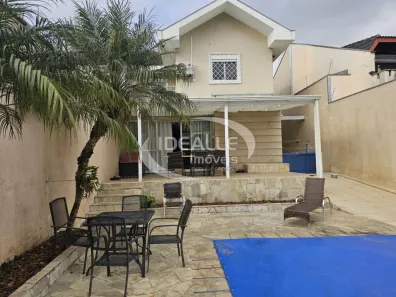 Casa com 4 Quartos para alugar, 316m² no Jardim Social, Curitiba