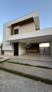 Casa de Condomínio com 3 Quartos à venda, 190m² no Ibituruna, Montes Claros