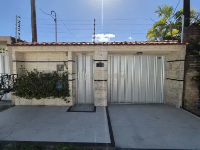 Casa com 3 Quartos para alugar, 198m² no Coaçu, Eusébio