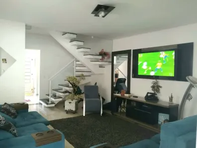 Casa de Condomínio com 3 Quartos à venda, 160m² no Jundiapeba, Mogi das Cruzes