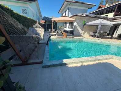 Casa de Condomínio com 4 Quartos para alugar, 320m² no Pechincha, Rio de Janeiro