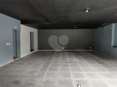 Prédio Comercial para alugar, 300m² no Carandiru, São Paulo