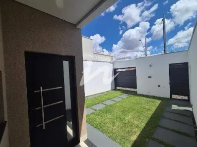 Casa com 3 Quartos à venda, 84m² no Novo Mundo, Uberlândia