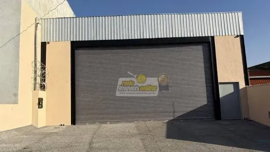 Galpão/Depósito/Armazém à venda, 330m² no Recreio dos Bandeirantes, Uberaba