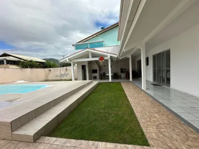 Casa com 3 Quartos à venda, 210m² no Ingleses do Rio Vermelho, Florianópolis