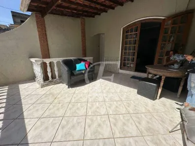 Sobrado com 3 Quartos à venda, 174m² no Jardim Vivan, São Paulo