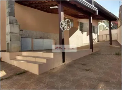 Casa com 3 Quartos à venda, 200m² no Jardim Nova Europa, Campinas