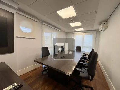 Sala Comercial para alugar, 195m² no Indianópolis, São Paulo
