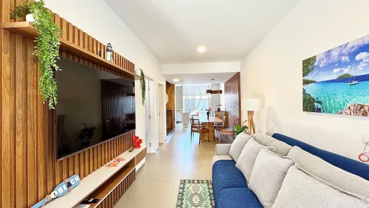 Sobrado com 4 Quartos à venda, 175m² no Guaratuba, Guaratuba