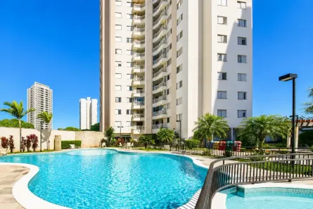 Apartamento com 2 Quartos para alugar, 75m² no Zona 08, Maringá