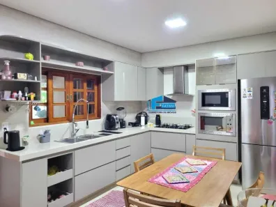Sobrado com 3 Quartos à venda, 327m² no Riacho Fundo I, Brasília