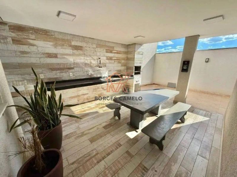 Casa com 3 quartos — Santa Amélia, Belo Horizonte