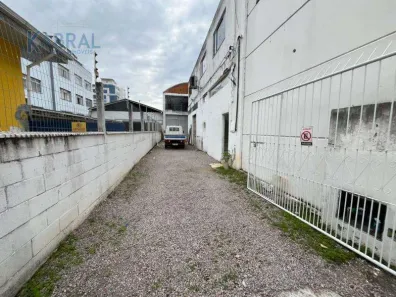 Galpão/Depósito/Armazém para alugar, 601m² no Estreito, Florianópolis
