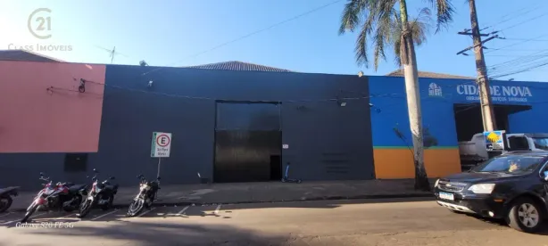 Galpão/Depósito/Armazém para alugar, 800m² no Vila Siam, Londrina