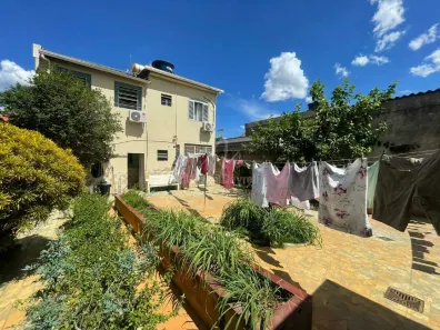 Casa com 4 Quartos à venda, 234m² no Sagrada Família, Belo Horizonte