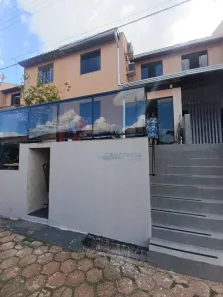 Casa de Condomínio com 3 Quartos à venda, 57m² no Jardim Tókio, Londrina
