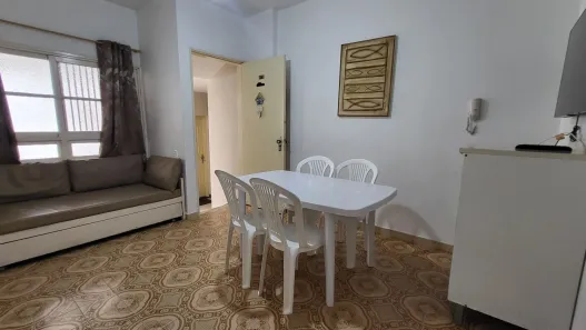 Apartamento com 2 Quartos à venda, 55m² no Pitangueiras, Guarujá