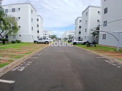 Apartamento com 2 Quartos para alugar, 45m² no Gávea, Uberlândia