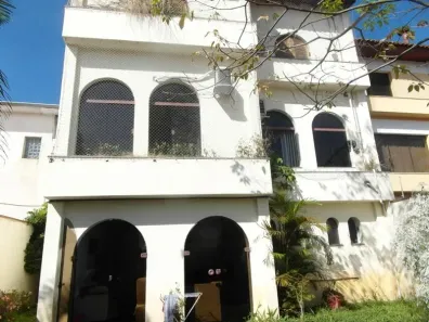 Sobrado com 4 Quartos à venda, 250m² no Caxingui, São Paulo