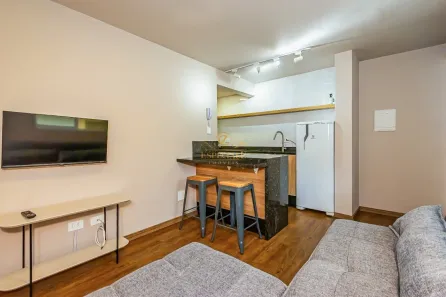 Apartamento com 1 Quarto para alugar, 31m² no Água Verde, Curitiba