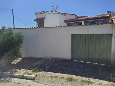 Casa com 3 Quartos para alugar, 40m² no Niterói, Betim