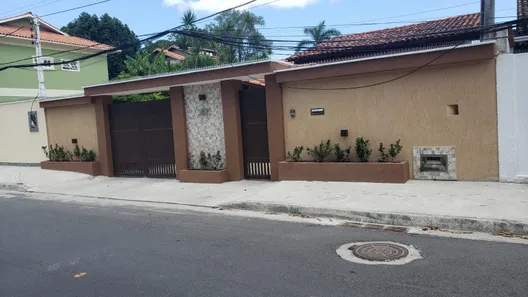 Casa com 3 Quartos à venda, 226m² no Itaipu, Niterói
