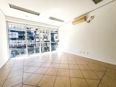 Sala Comercial à venda, 127m² no Aparecida, Flores da Cunha