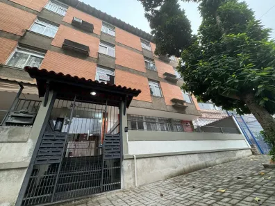Apartamento com 2 Quartos à venda, 70m² no Jardim Amália, Volta Redonda