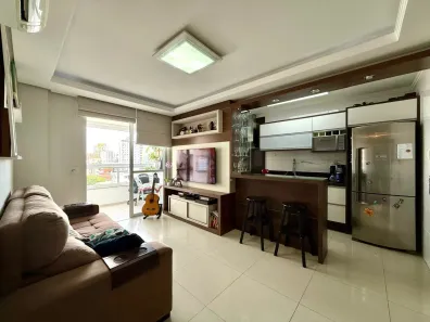 Apartamento com 2 Quartos à venda, 75m² no Estreito, Florianópolis