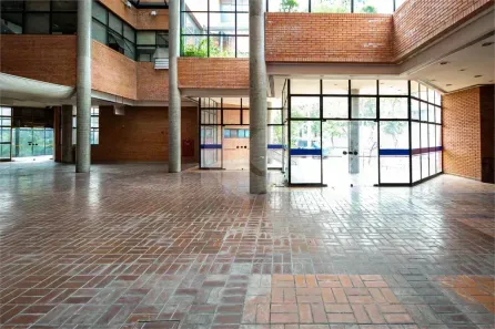 Prédio Comercial para alugar, 2400m² no Jardim Caravelas, São Paulo