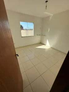 Casa com 2 Quartos para alugar, 70m² no Laranjal, São Gonçalo