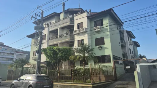 Apartamento com 3 Quartos para alugar, 90m² no Lagoa da Conceição, Florianópolis