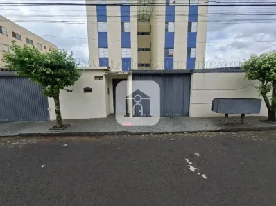 Apartamento com 3 Quartos para alugar, 60m² no Cazeca, Uberlândia